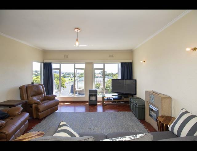 2 BEDROOM APARTMENT SOLD IN ROSEBANK